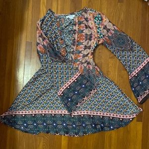 Deep v patterned dress